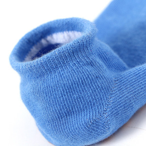 Chaussettes de sport tendance pour trampoline, antidérapantes en silicone, respirantes et absorbantes, pour yoga, pilates et saut, pour femmes - Product Image 5