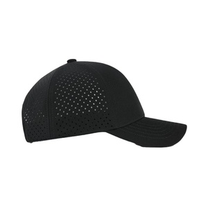 Casquette de golf 100% polyester de haute qualité bord incurvé étanche 6 panneaux taille réglable trous découpés au laser respirants pour les sports quotidiens - Product Image 4