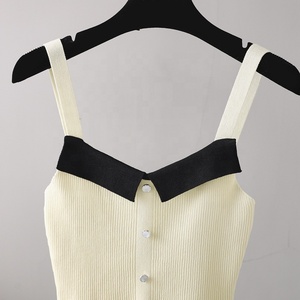 <span class=keywords><strong>Top</strong></span> Corto Sexy de <span class=keywords><strong>Punto</strong></span> Acanalado con Botones para Mujer, Venta al Por Mayor - Product Image 3