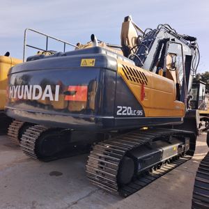 Versiones personalizadas de las nuevas excavadoras Hyundai TH215C Hyundai 220lc-9S vendidas con bombas principales Kawasaki y motores Cummins - Product Image 6