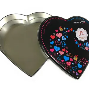 2022 yeni stil dekoratif hediye çikolata ambalaj Metal Mini kalp şekli teneke şeker kutusu