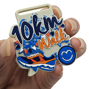 Medallas Personalizadas de PVC Suave y Silicona para Niños, Diseño de Fútbol, Damas, Educación, Ladrillo, Estrella, Natación y Deportes - Product Image 4