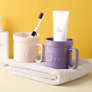 แก้วแปรงสีฟันพลาสติก PP ทนความร้อนสูง ความจุขนาดใหญ่ ปากแก้วทรงกลม สำหรับใช้ในห้องน้ำ เหมาะสำหรับคู่รัก - Product Image 1