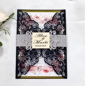 Kertas kerajinan laser memotong undangan pernikahan dengan sabuk perak amplop untuk bridal shower quinceanera faire bagian mariage undangan