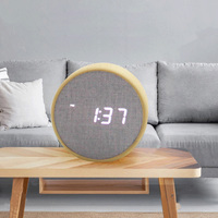 Réveil numérique créatif rond en bambou avec affichage LED, commande vocale, veilleuse lumineuse, alimentation USB – Idéal comme cadeau