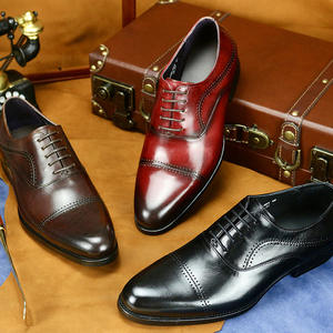 Zapatos de cuero clásicos al por mayor de fábrica con diseños artesanales, zapatos de vestir formales para hombre en tres lujosos colores para bodas - Product Image 1