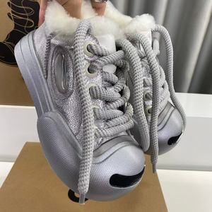 Chaussures de luxe personnalisées pour hommes et femmes, chaussures de marque de créateurs de luxe, chaussures décontractées de haute qualité et tendance - Product Image 3