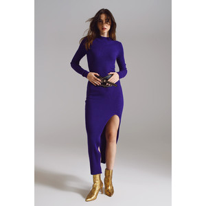 Robe maxi en tricot à col haut en violet - Product Image 2