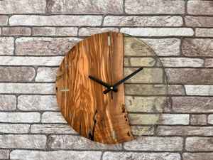 Reloj de Pared Artesanal de Resina, Elegante, Duradero, Funcional, Estilizado y Decorativo, Ideal para Sala de Estar, Dormitorio u Oficina - Product Image 3