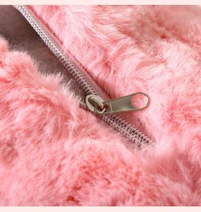Sac à bandoulière rose unique en peluche, design elliptique, paillettes scintillantes, grande capacité, parfait pour les femmes, automne et hiver - Product Image 2