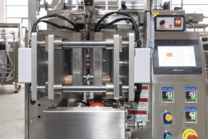 Machine de remplissage, formage, scellage et emballage avec pompe doseuse pour la sauce soja, la mayonnaise et la <span class=keywords><strong>moutarde</strong></span>, destinée à l'industrie agroalimentaire - Product Image 4