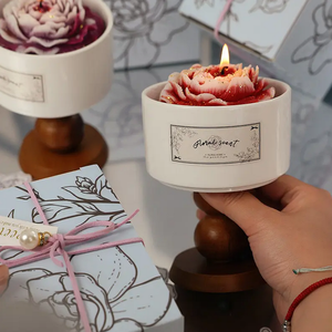 Funday Hot Selling Low Temp Camellia Style Smokeless <b>Decoration</b> Candle - Factory Novelty Candles - Product Image 2