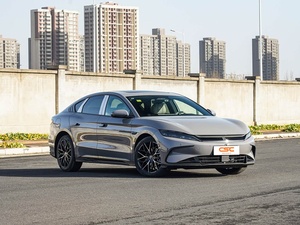 BYD Han DM-i 2025: Berlina Ibrida Plug-in di Lusso a 5 Posti con Guida Intelligente, Autonomia di 125 km, Comfort e Lunga Autonomia - Product Image 2
