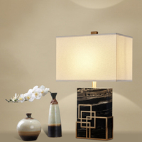 Lampe de bureau en marbre de luxe créative simple américaine, lampe de table moderne pour hôtel, club, chevet, chambre à coucher, salon