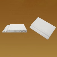 Plinthe en pin et MDF pré-primée sur mesure pour moulures murales et de sol intérieures – Fabricant OEM/ODM