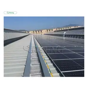 نظام تثبيت الطاقة الشمسية في سقف الشقة بقوس كهرضوئي، لوح شمسي معدني يُثبت بالسقف، لوح شمسي يُثبت في رف السقف