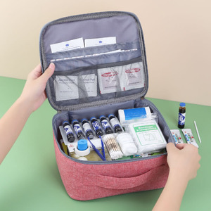 Nueva bolsa de almacenamiento de medicamentos con múltiples compartimentos personalizada al por mayor, botiquín de primeros auxilios de mano a prueba de humedad - Product Image 5