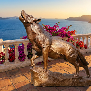 Escultura de Lobo Silvestre en Bronce Hecha a Medida - Técnica de Fundición Adaptada a sus Especificaciones - Figura de Animal - Product Image 3