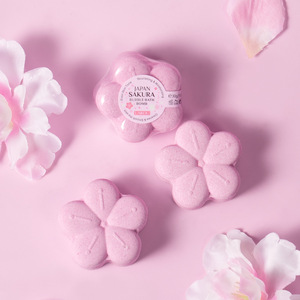 Nettoyage du corps de haute qualité hydratant sel de bain d'explosion de bulles de fleurs de <span class=keywords><strong>cerisier</strong></span> <span class=keywords><strong>japonais</strong></span> 30g - Product Image 4