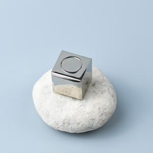 מרובע כבד-סגסוגת יוקרה בושם בקבוק חותם כובע-עמיד קל פתוח & ללא דליפת - Product Image 3