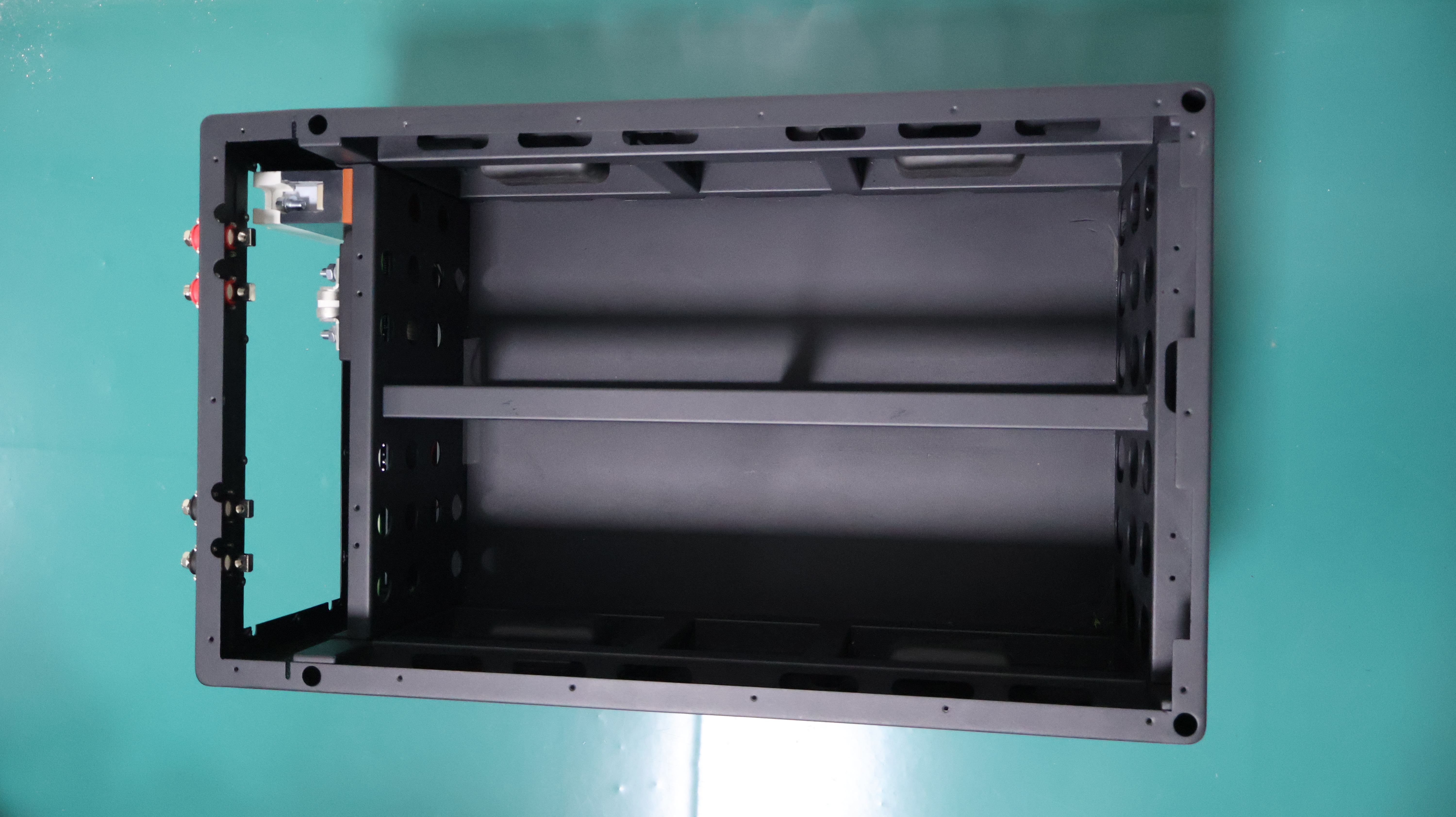 Negro (Accesorios no incluidos)