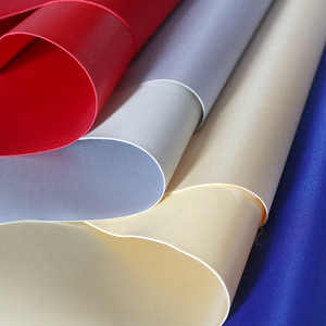 ขายส่งสิ่งทอลายทแยงโพลีเอสเตอร์ 100% ผ้าซาตินนุ่มผ้าไหมเงา - Product Image 3