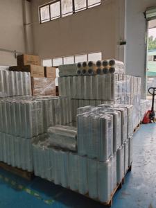 PE Black Plastic Stretch Film <b>Used</b> for Wrapping Furniture, Logistics, and Boxes - Product Image 2