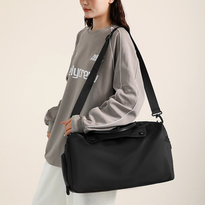 Sac de sport respirant et résistant à l'usure, sac de voyage de luxe grande capacité, sac à bandoulière simple, sac de yoga - Product Image 6