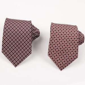 OEM/ODM Venta directa de fábrica Corbata de hombre de negocios Logotipo personalizado 100% Seda Hecho a mano Patrón personalizado Corbatas - Product Image 2