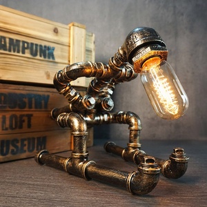 Lámpara de Mesa Robótica de Hierro Estilo Industrial Retro Americano Vintage con LED Edison, Regalo Creativo para Decoración de Cafetería, <span class=keywords><strong>Bar</strong></span> o Mesita de Noche - Product Image 4