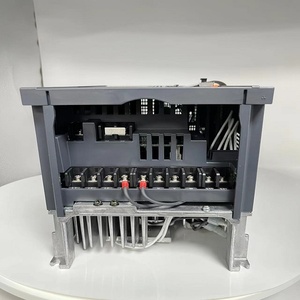 Nouveau variateur de vitesse en plastique MR-J4-700A pour machines d'automatisation, équipements industriels et centrales électriques - Product Image 4