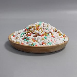 100% Soluble dans l'eau NPK 20-20-20 Engrais composé Engrais foliaire granulaire pour usage agricole - Product Image 1