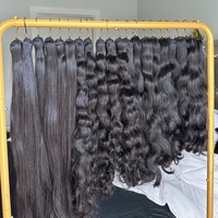 Rambut India Alami Mentah Berkualitas Tinggi, Gelombang, Untuk Kepang, Bebas Bahan Kimia, Logo Kustom, Semua Jenis Ekstensi Rambut