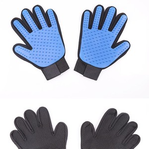<b>Pet</b> Massage Gloves Silicone For Dog Cat Bath Grooming Portable Cleaning Multi Color - Product Image 3