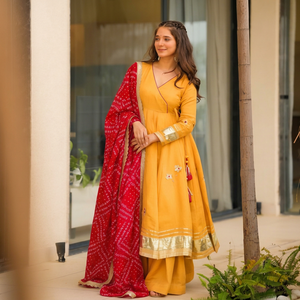 Ensemble Salwar Kameez en coton jaune longueur cheville avec dupatta rouge, tenue traditionnelle indienne et pakistanaise pour femme, vêtement décontracté - Product Image 1