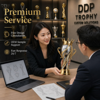Trophée de champion de basketball en métal doré personnalisé, corps chromé argenté avec couronne dorée, base à deux niveaux, OEM ODM