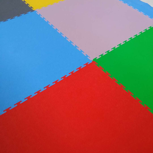 Plancher de salle de sport en <span class=keywords><strong>PVC</strong></span> à emboîtement pour atelier de bâtiment industriel carreaux de sol <span class=keywords><strong>dalle</strong></span> en plastique pour garage 55pw - Product Image 5