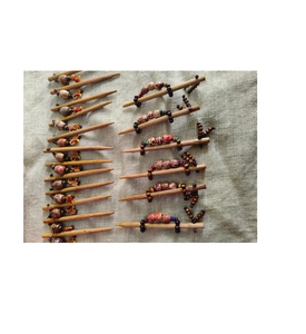 Élégant bâtonnet à chignon en bois fait main, accessoire capillaire premium en bois naturel pour coiffures ethniques et modernes - Product Image 5