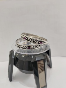 Exquisitas Pulseras de Plata con Dijes para Mujer, Adornos Refinados, Diseño Lujoso y Elegante, SUMAN SILVER - Product Image 4