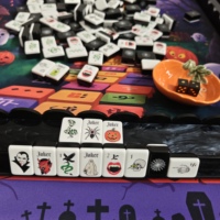 Amerikan Siyah Cadılar Bayramı Temalı Mahjong Oyun Seti Vampir Amerikan Akrilik Mahjong Taşları