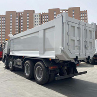 Camion benne basculante 8x4 de 40 tonnes à 12 roues pour la construction et l'exploitation minière