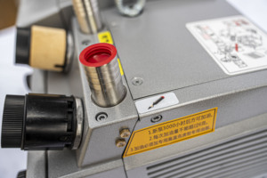 Para Becker 3KW Motor Bombas de vacío Rendimiento de alta presión sin aceite OEM Soporte personalizado para industrias medianas 60Hz - Product Image 5