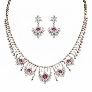 Ensemble de collier en rubis haut de gamme avec diamants étincelants en or jaune, bijoux fins faits à la main pour les événements spéciaux - Product Image 3