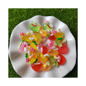 Cabochons d'été ananas pour boissons aux fruits Flatback Resin Kawaii Slime Charms - Product Image 6