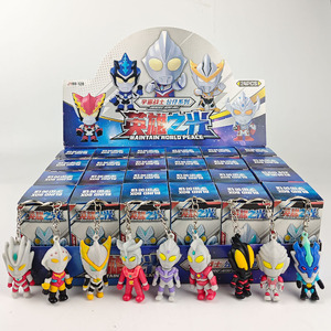 Figurines d'action à succès, univers de super-<span class=keywords><strong>héros</strong></span>, dessin animé, collection en gros pour enfants, porte-clés, boîte mystère - Product Image 1