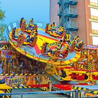 Manège de parc à thème à rotation lourde, contrôlé électriquement, jouet de fête foraine rotatif sûr