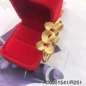 美しく刺繍されたブライダルウェディング24kゴールドメッキバングルの212 xupingジュエリーファッションアソートメント