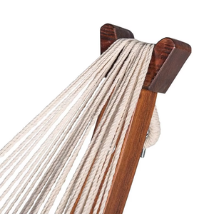 Hamaca doble <span class=keywords><strong>de</strong></span> algodón con soporte <span class=keywords><strong>de</strong></span> arco <span class=keywords><strong>de</strong></span> pino macizo Soporte <span class=keywords><strong>de</strong></span> <span class=keywords><strong>madera</strong></span> con hamaca <span class=keywords><strong>para</strong></span> patio interior al aire libre Patio Jardín - Product Image 4