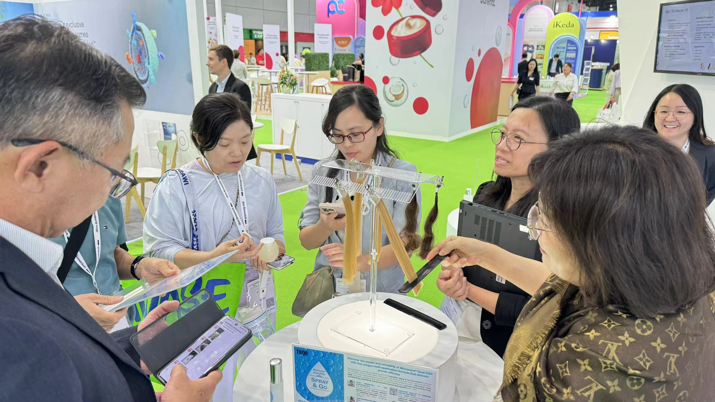 eyebrow pen angled tip