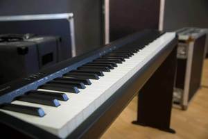 <span class=keywords><strong>Piano</strong></span> numérique Roland FP-10 d'occasion Jelo 90% - Fonctionnel et esthétiquement parfait, en excellent état. - Product Image 5